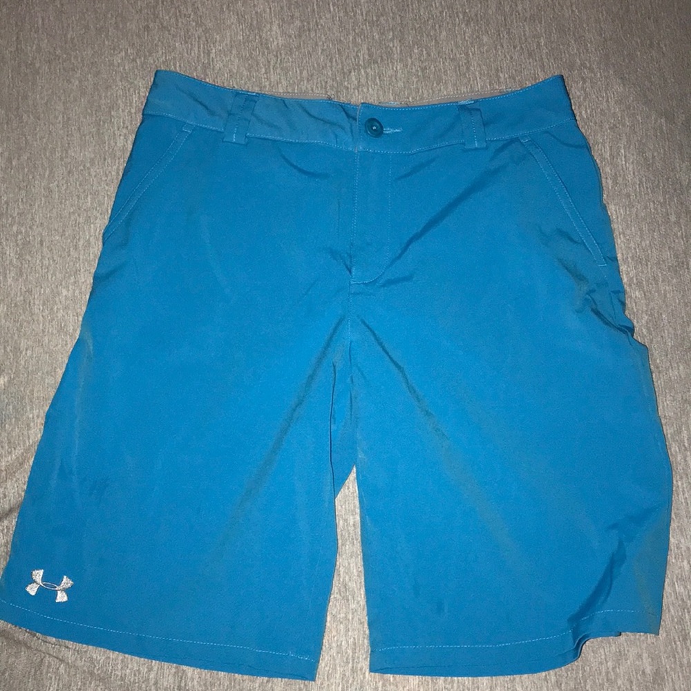 Under Armour golf shorts